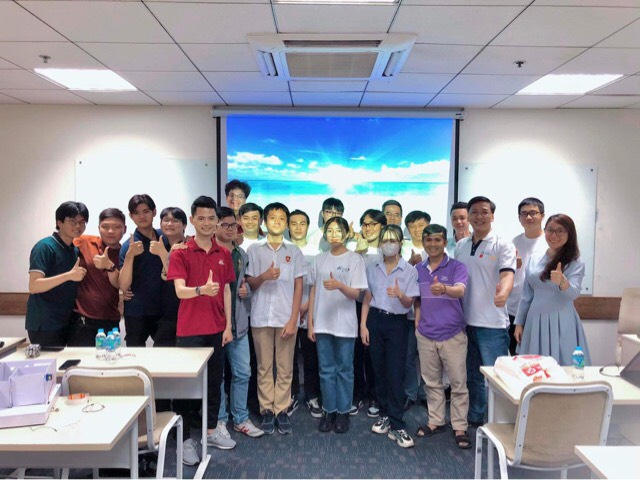 Sinh viên Hoa Sen “ẵm” loạt giải thưởng từ cuộc thi Samsung Innovation Campus 2021-2022
